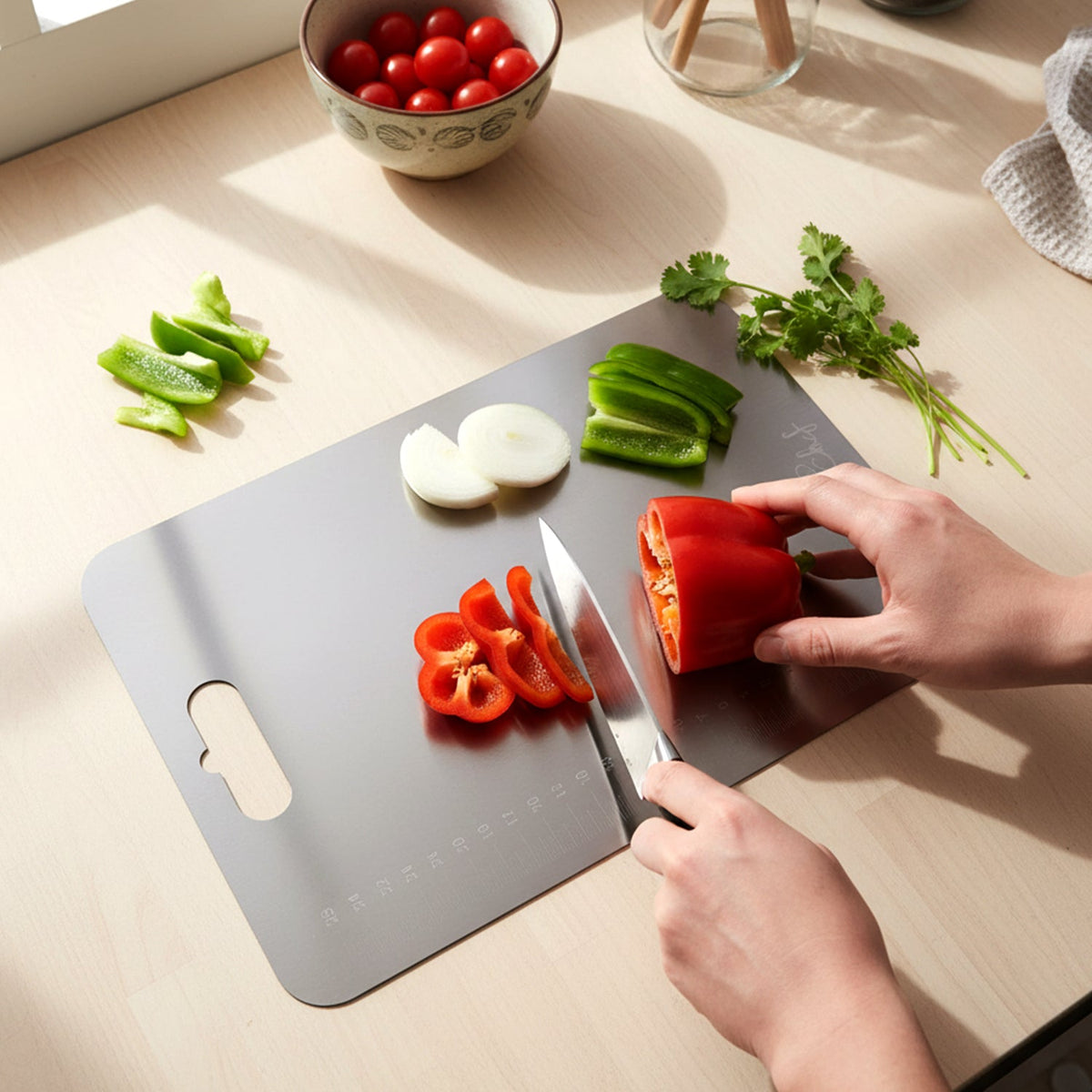 Large Stainless Steel Cutting Board with Scale — 31×20.5 cm
